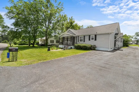 122 Anderson Dr