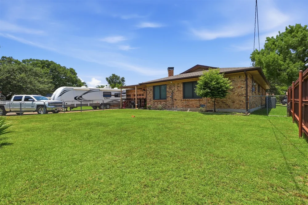 1117 Sheridan Lane Cleburne, TX 76033