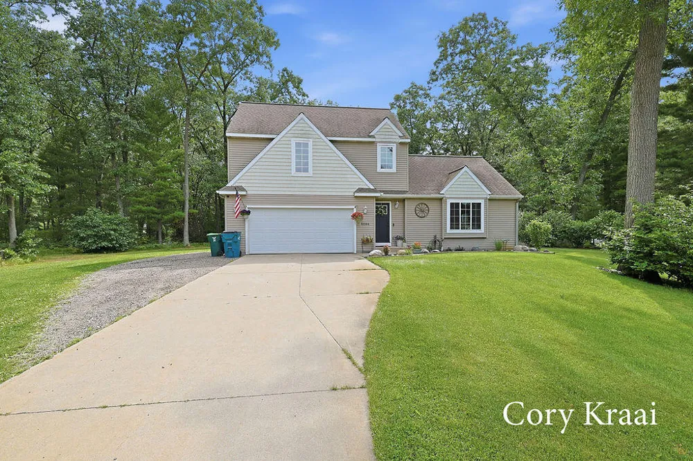 6594 Blackhawk Lane Dalton Township, MI 49457