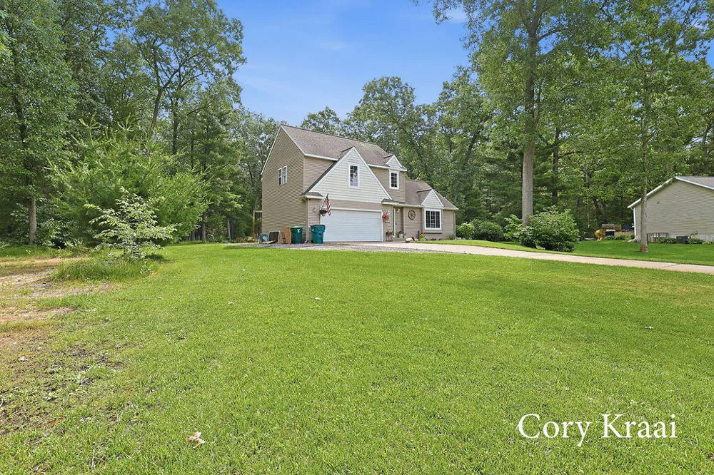 6594 Blackhawk Lane Dalton Township, MI 49457