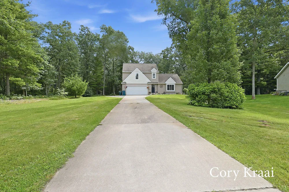6594 Blackhawk Lane Dalton Township, MI 49457