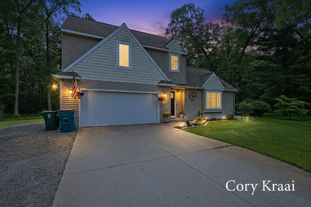6594 Blackhawk Lane Dalton Township, MI 49457