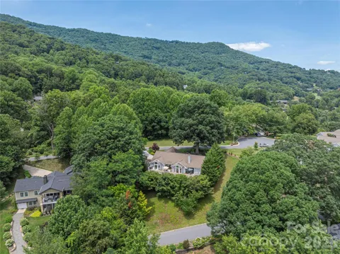 94 Oakcrest Lane