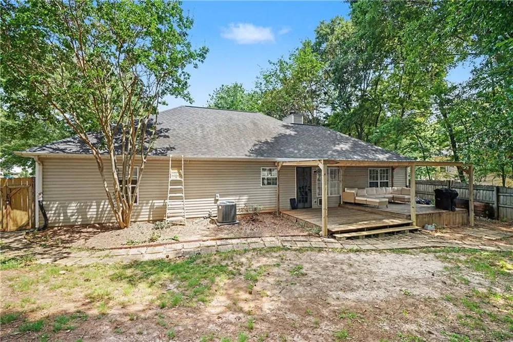 1857 High Green Drive Statham, GA 30666