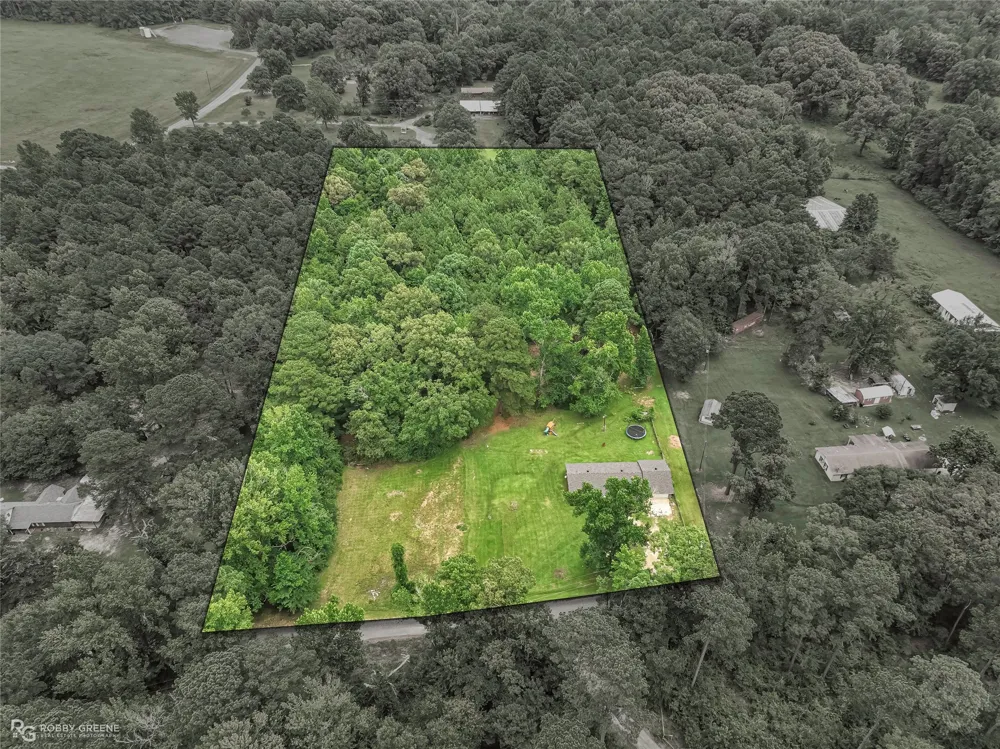 175 Magnolia Road Dubberly, LA 71024