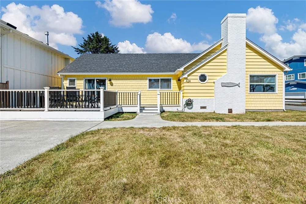 424 Pebble Beach Crescent City, CA 95531