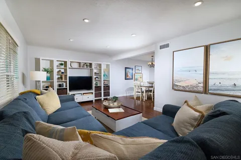 15019 Amso Street