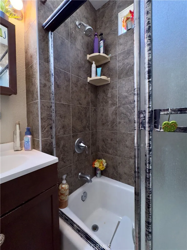 2063 W 220th Street Torrance, CA 90501