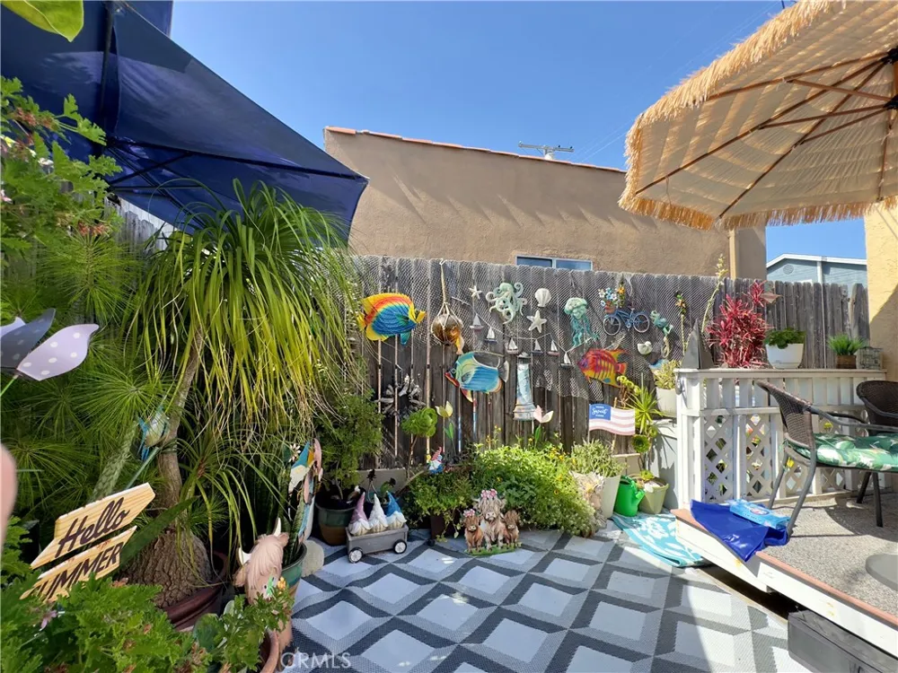 2063 W 220th Street Torrance, CA 90501