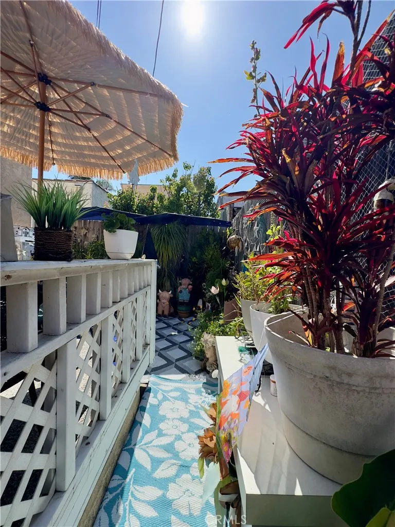 2063 W 220th Street Torrance, CA 90501