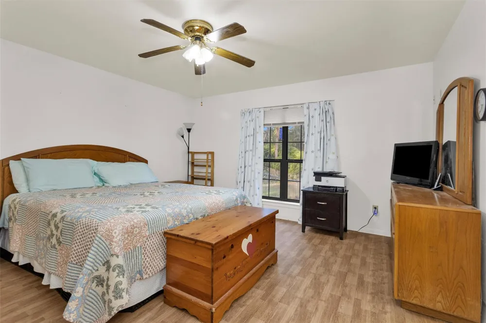 943 Fm 2989 Midway, TX 75852