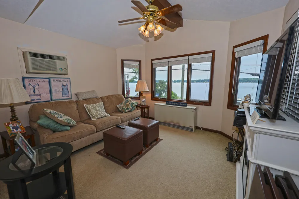 54891 Indian Lake Road Dowagiac, MI 49047