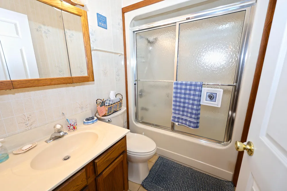 54891 Indian Lake Road Dowagiac, MI 49047