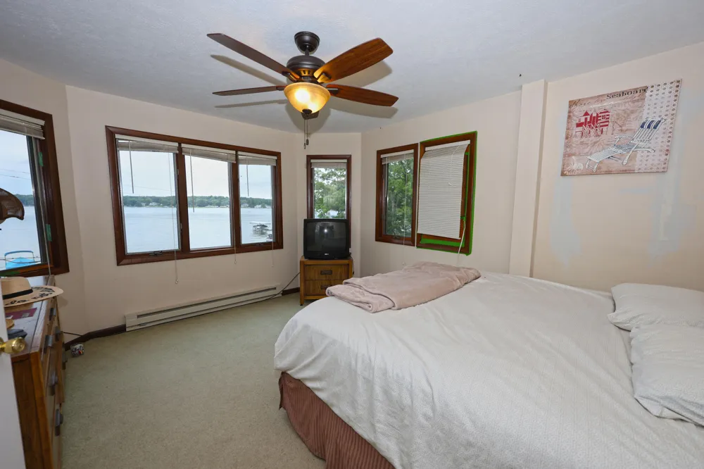 54891 Indian Lake Road Dowagiac, MI 49047