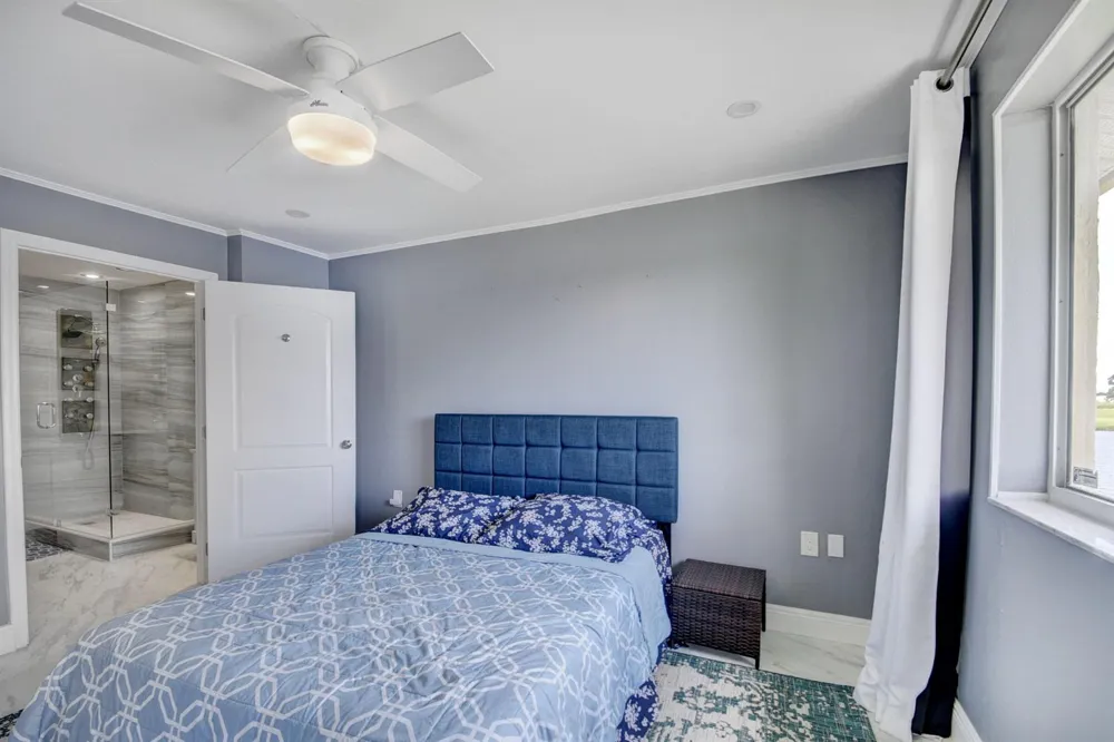 9204 Glenmoor Drive West Palm Beach, FL 33409