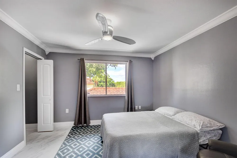9204 Glenmoor Drive West Palm Beach, FL 33409