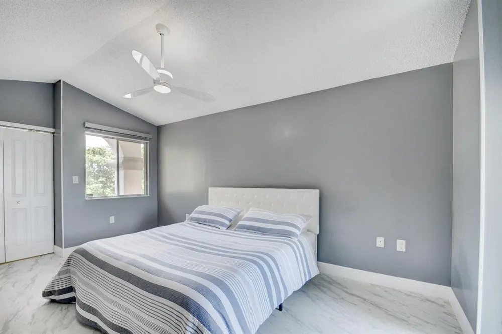 9204 Glenmoor Drive West Palm Beach, FL 33409