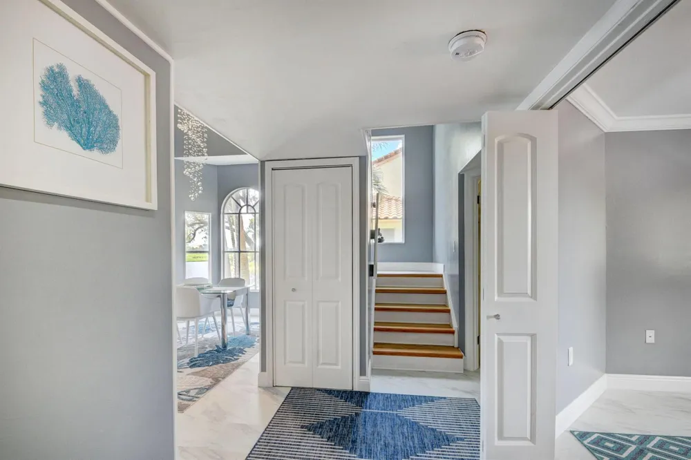9204 Glenmoor Drive West Palm Beach, FL 33409