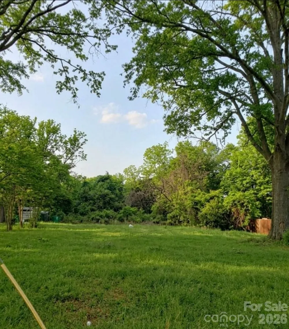 4416 Hovis Road Charlotte, NC 28208
