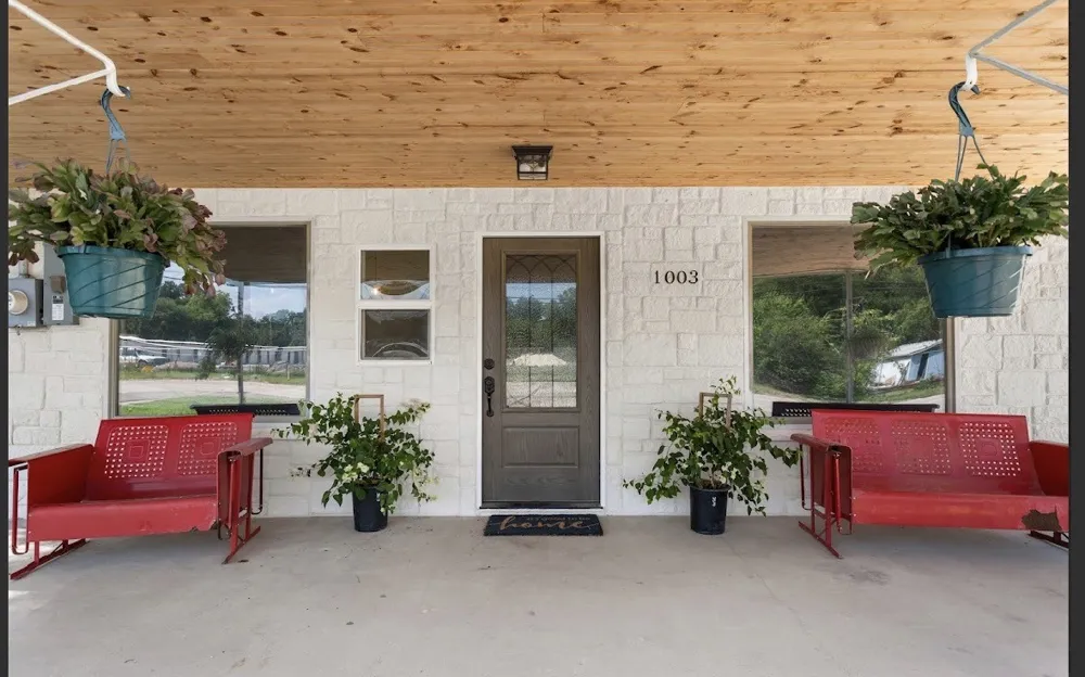 1003 W 5th Street Clifton, TX 76634