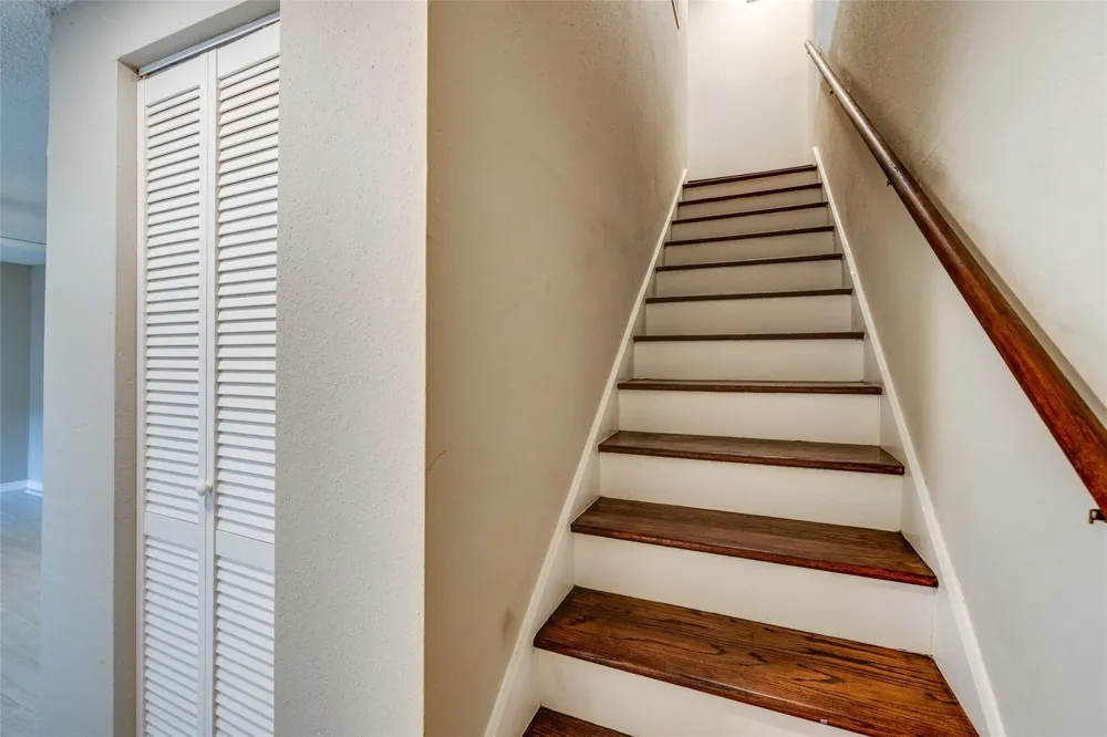 3654 Ocee Street Houston, TX 77063