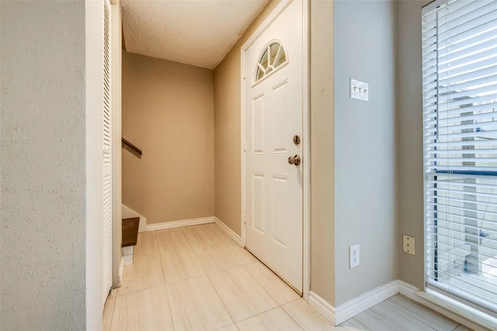 3654 Ocee Street Houston, TX 77063