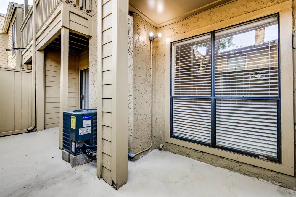 3654 Ocee Street Houston, TX 77063