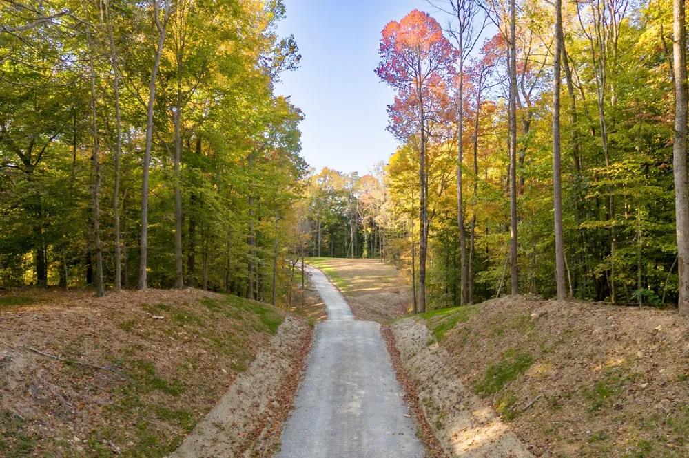 3899 Boston Theta Road Thompsons Station, TN 37179