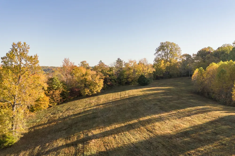3899 Boston Theta Road Thompsons Station, TN 37179