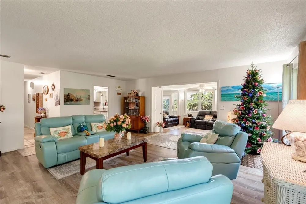 10522 SE 146TH TERRACE ROAD Ocklawaha, FL 32179