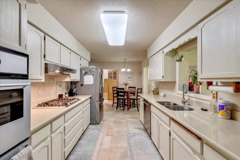 10522 SE 146TH TERRACE ROAD Ocklawaha, FL 32179