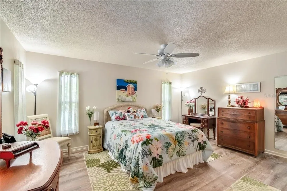 10522 SE 146TH TERRACE ROAD Ocklawaha, FL 32179