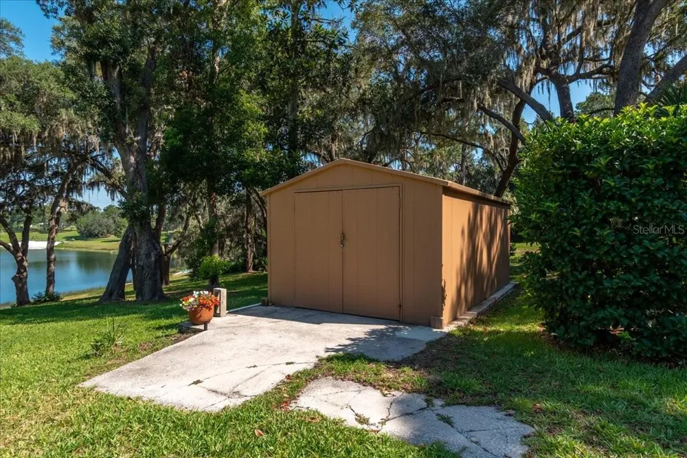 10522 SE 146TH TERRACE ROAD Ocklawaha, FL 32179