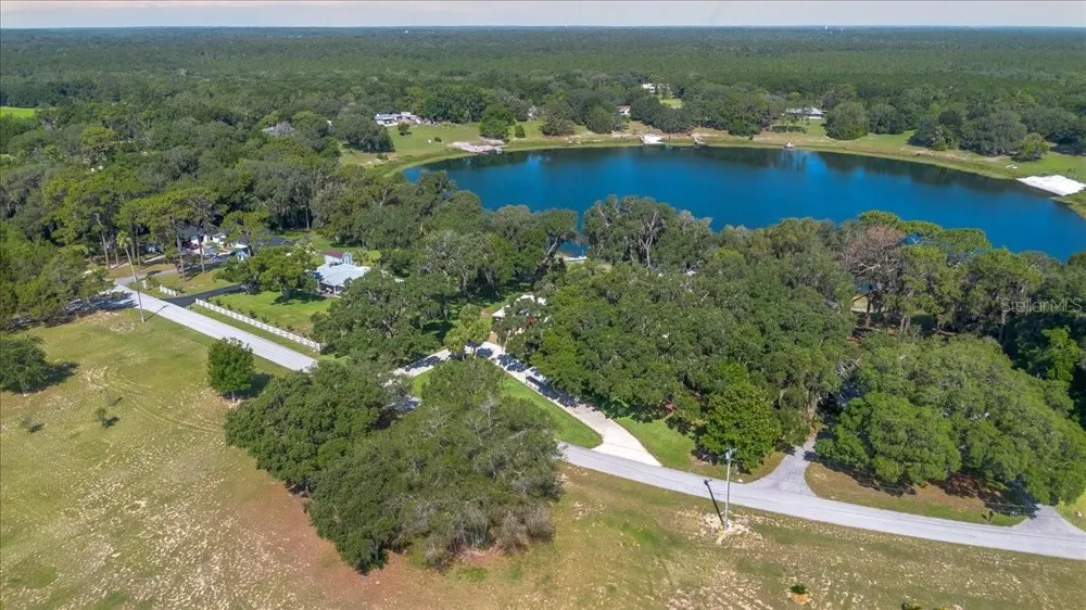 10522 SE 146TH TERRACE ROAD Ocklawaha, FL 32179