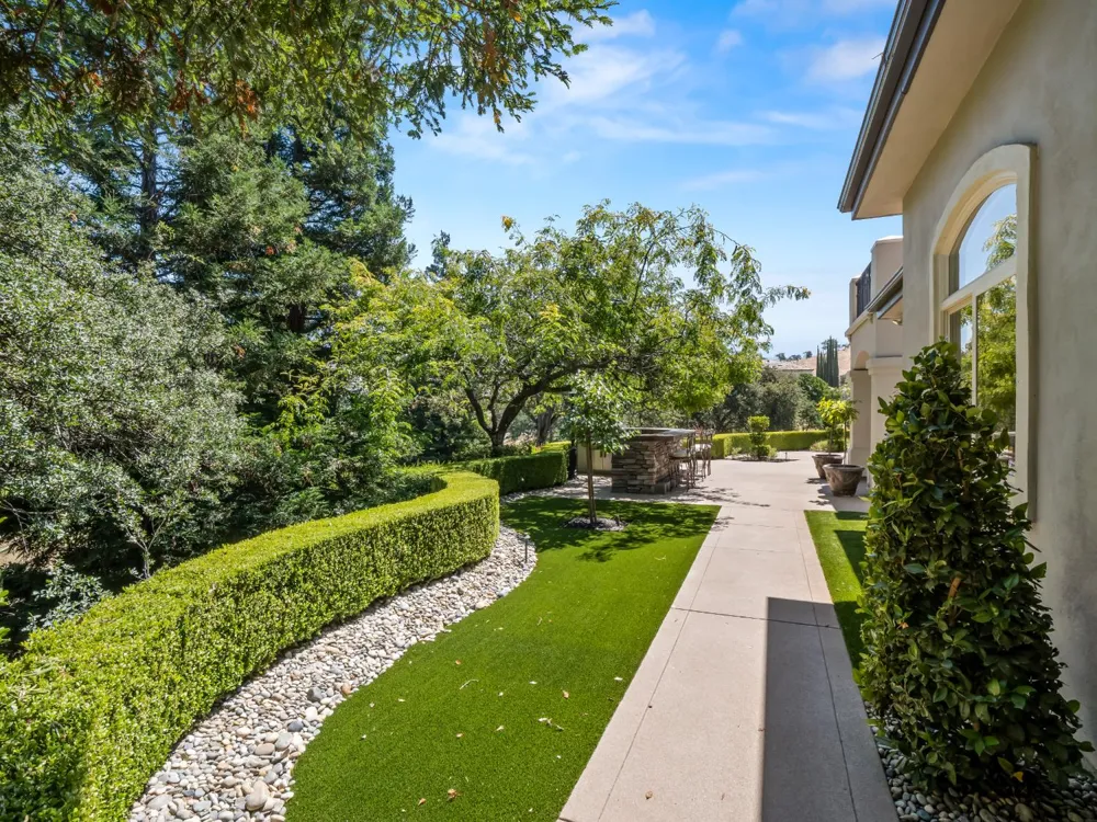 21998 Brighton Crest Drive Friant, CA 93626