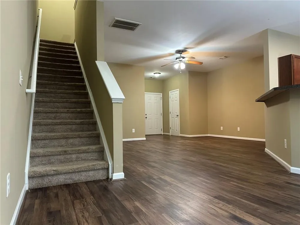 538 Oakside Place Acworth, GA 30102