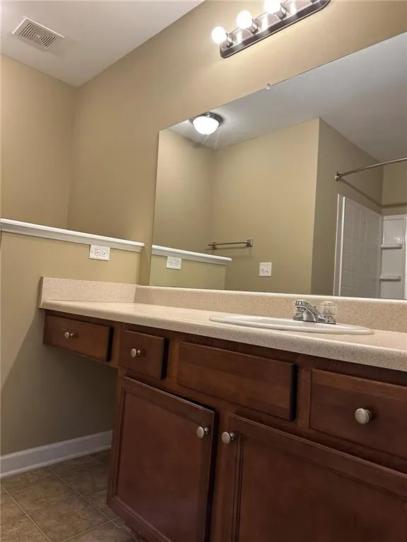 538 Oakside Place Acworth, GA 30102