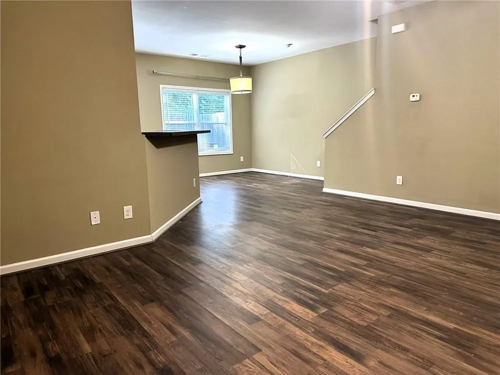 538 Oakside Place Acworth, GA 30102