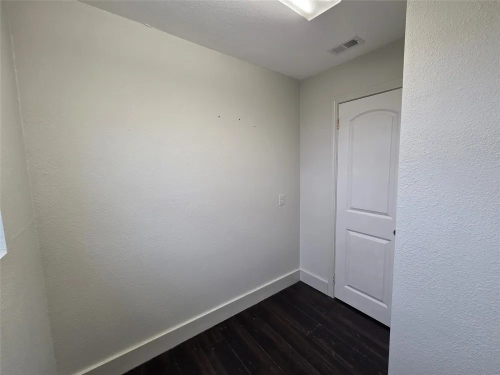 484 County Road 1206 Savoy, TX 75479