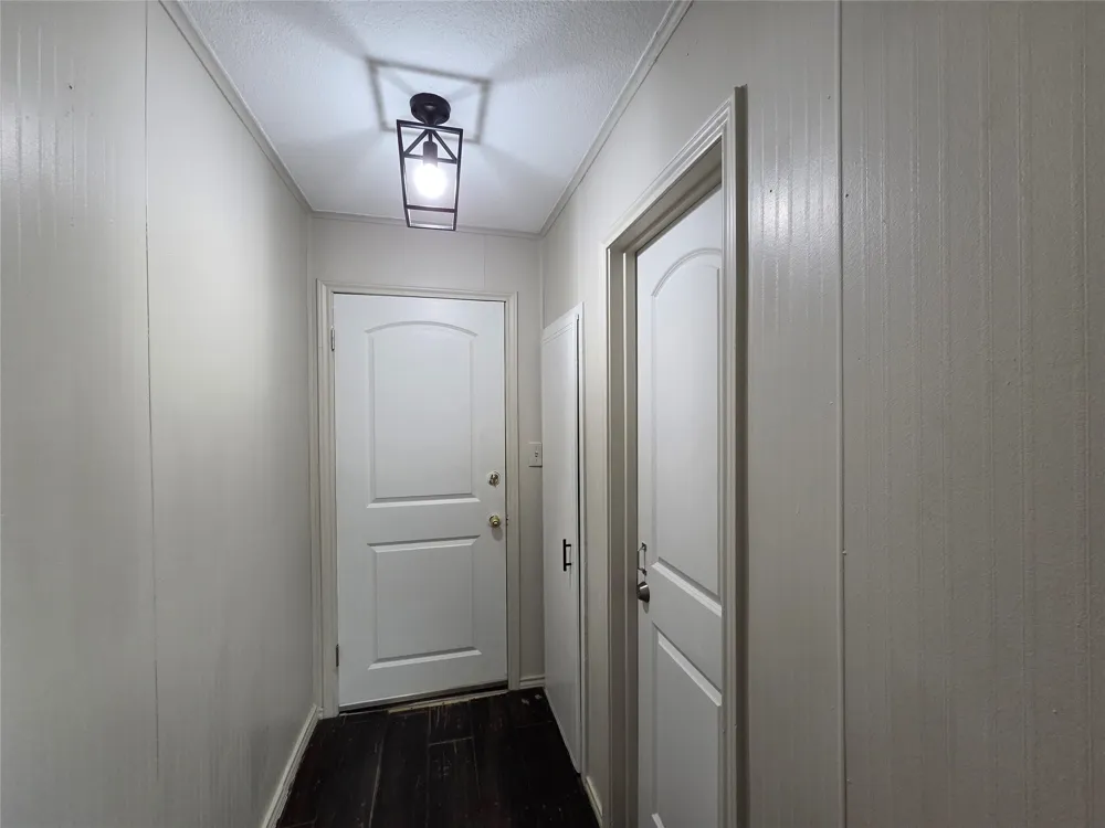 484 County Road 1206 Savoy, TX 75479