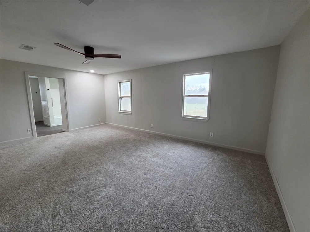 484 County Road 1206 Savoy, TX 75479