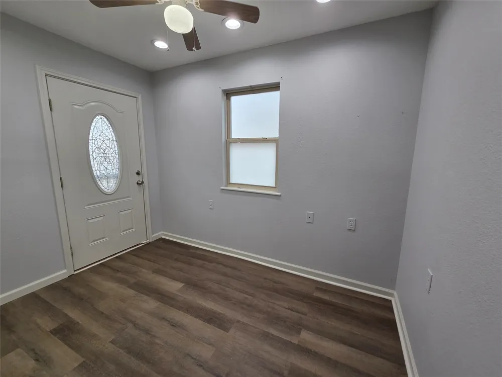 484 County Road 1206 Savoy, TX 75479