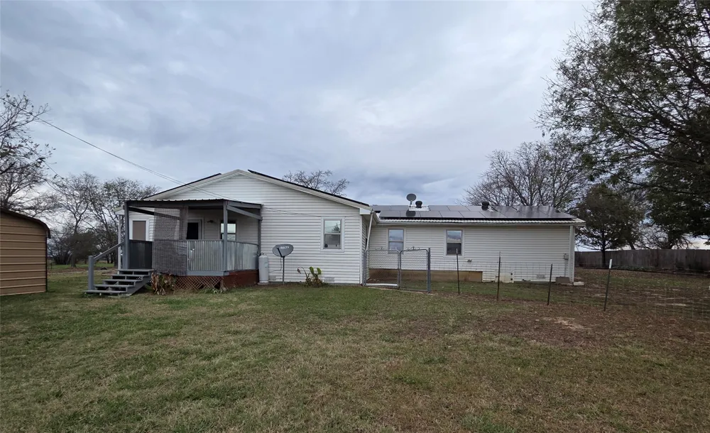 484 County Road 1206 Savoy, TX 75479