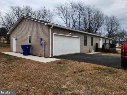 235 HICKORY DRIVE