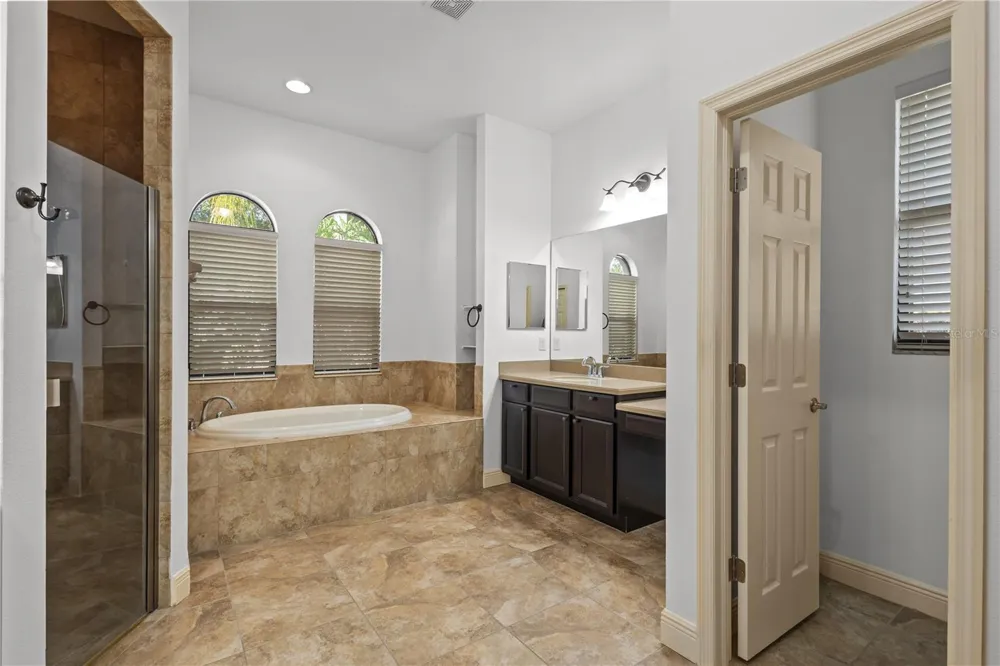 14834 MAN O WAR DRIVE Odessa, FL 33556