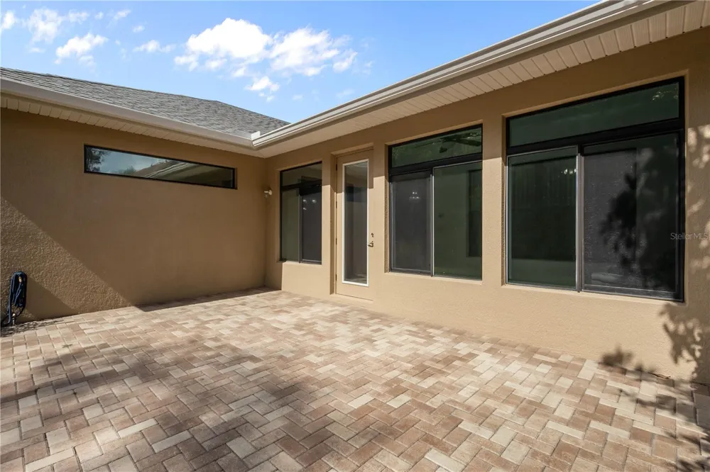 14834 MAN O WAR DRIVE Odessa, FL 33556