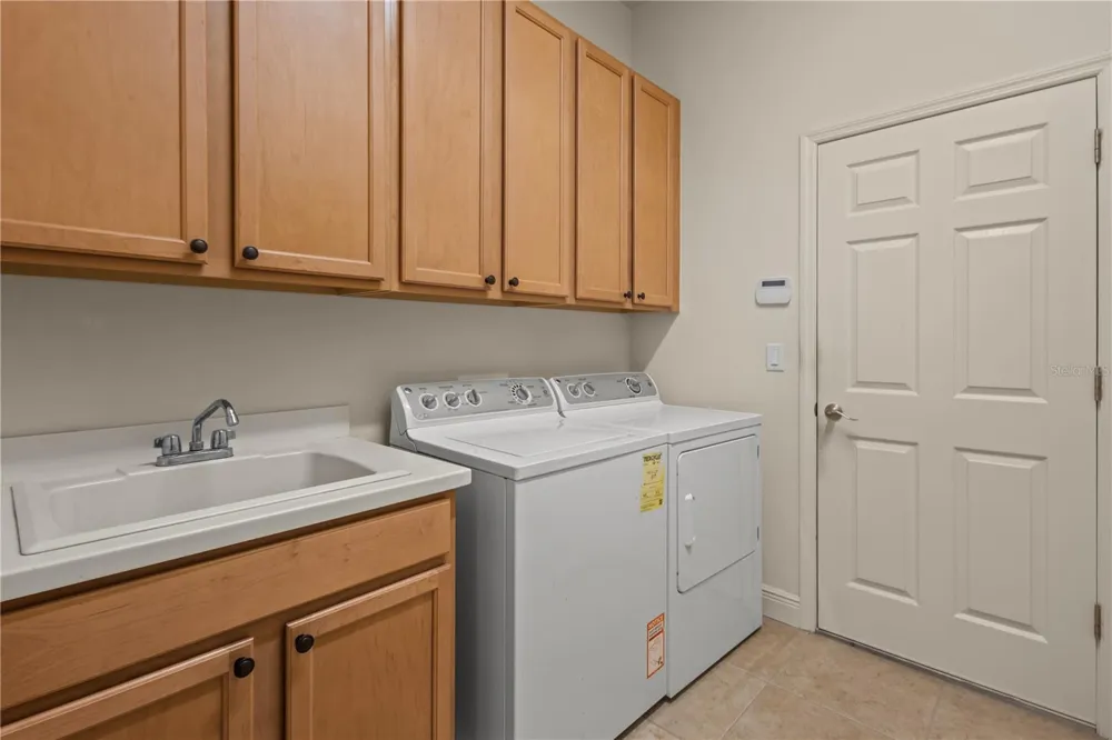 14834 MAN O WAR DRIVE Odessa, FL 33556