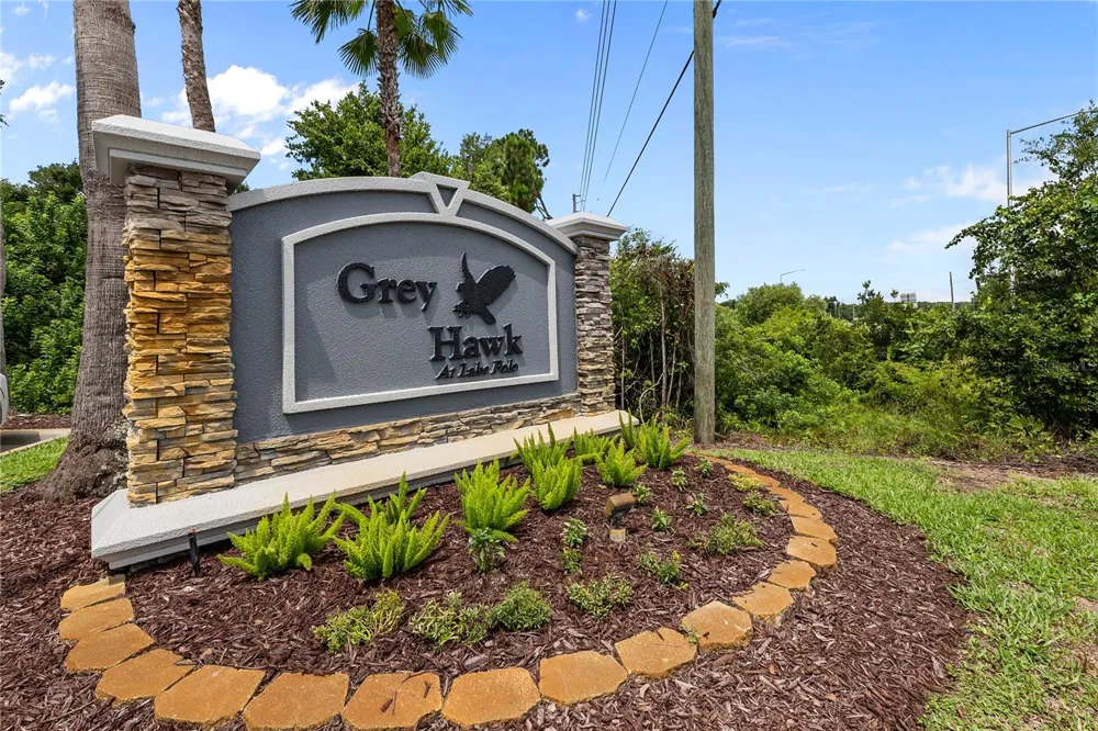 14834 MAN O WAR DRIVE Odessa, FL 33556