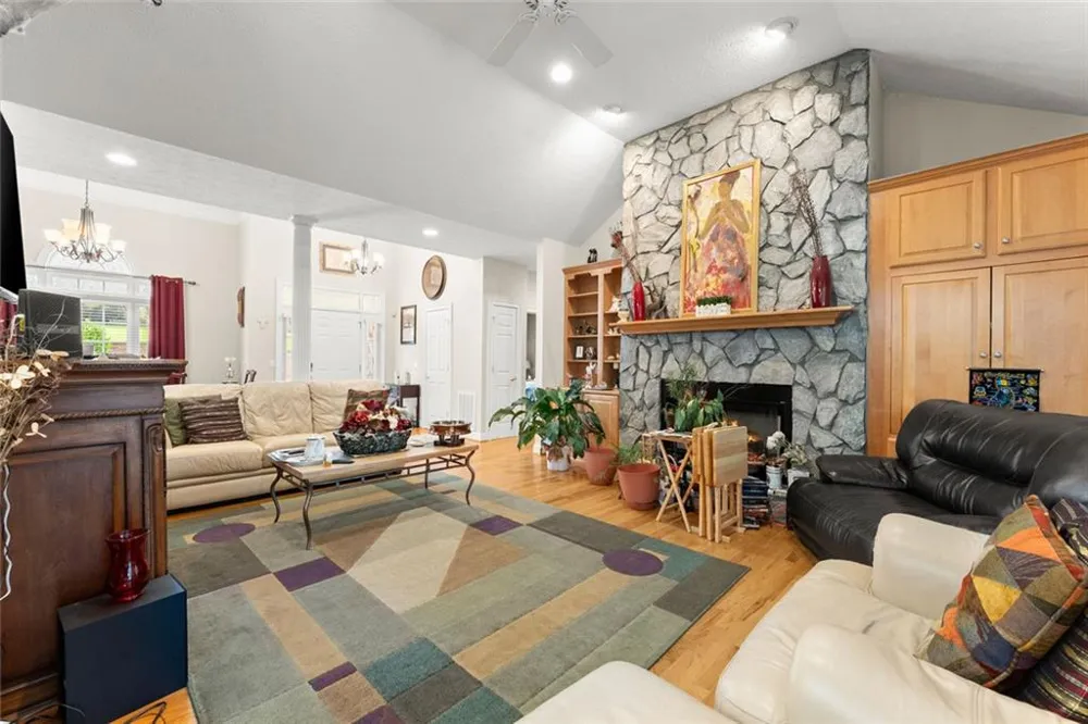 393 Brookwood Drive Lavonia, GA 30553