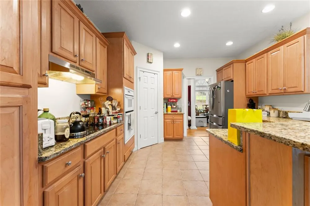 393 Brookwood Drive Lavonia, GA 30553